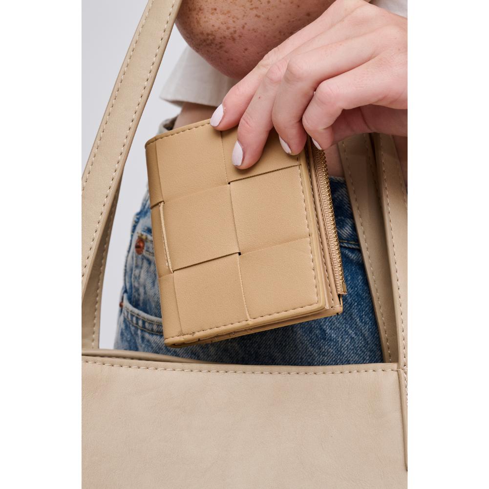 Maison Aurél - The Woven Wallet