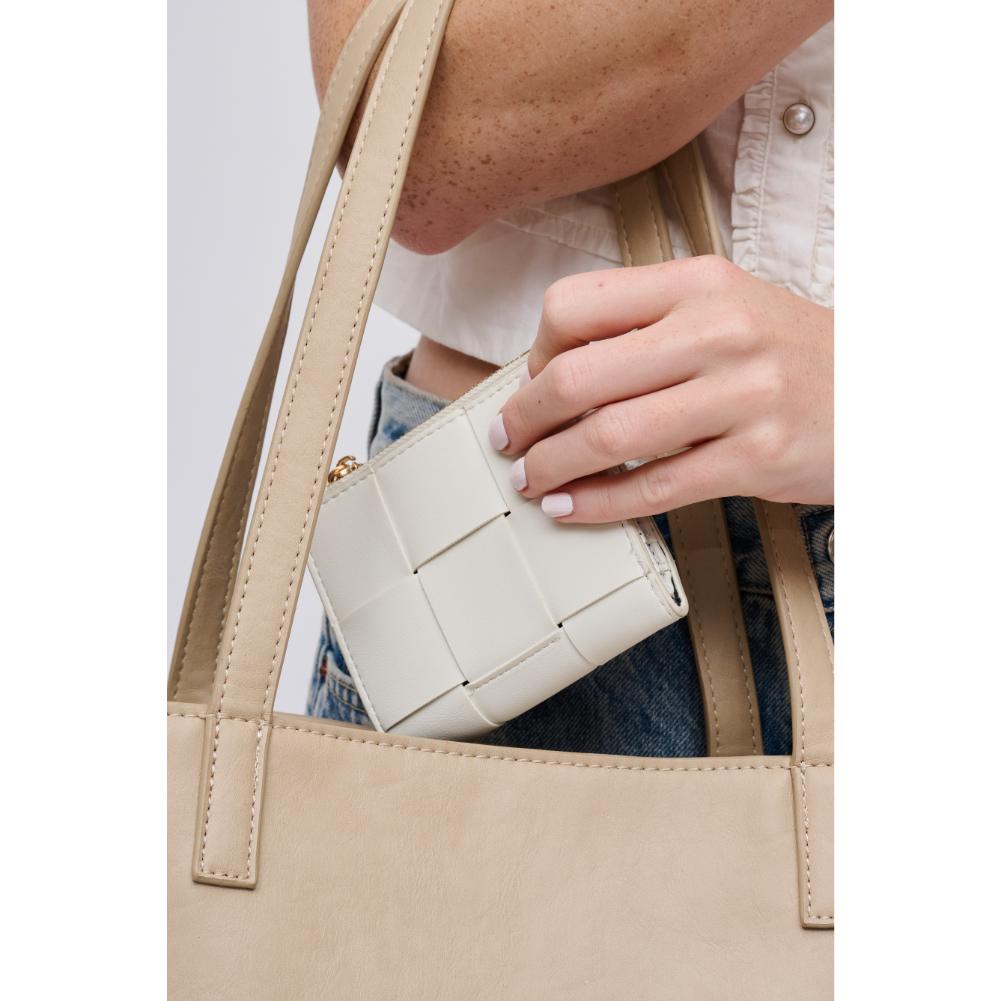 Maison Aurél - The Woven Wallet